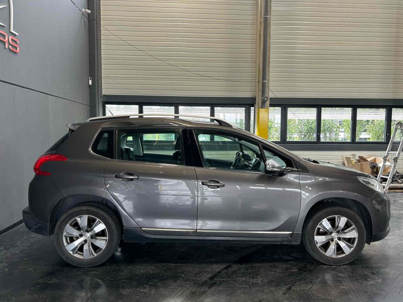 Peugeot 2008 - 1.2 THP 110cv - Allure - Garantie 6 Mois 