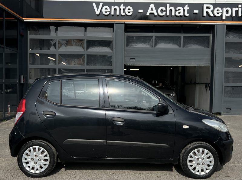 HYUNDAI i 10 1.2 78 Cv 15 800 Kms / 5 PORTES CLIMATISATION BLUETOOTH CRIT AIR 1 - GARANTIE 1 AN