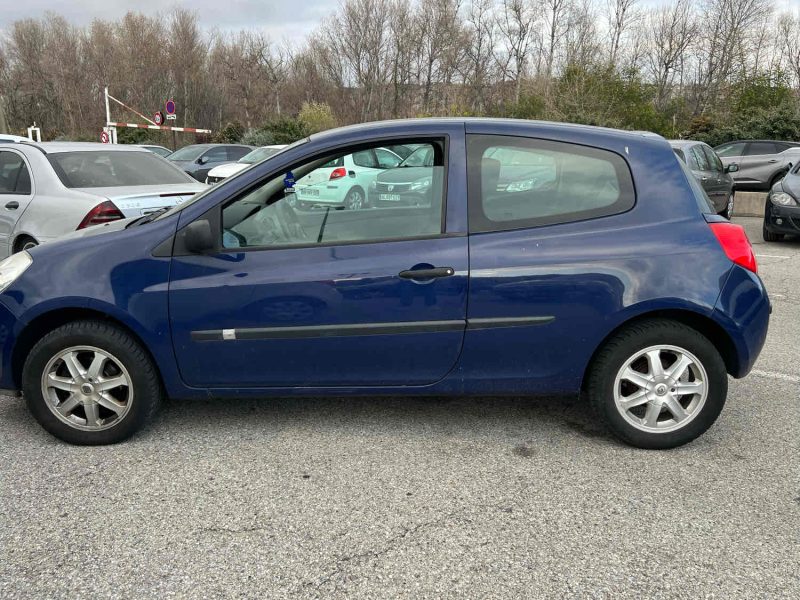 RENAULT CLIO 3 1.2 16v 2006