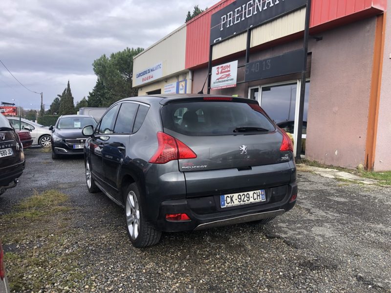 PEUGEOT 3008 Monospace 2012