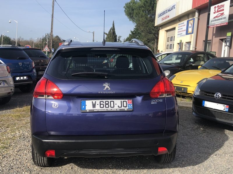 PEUGEOT 2008 2015