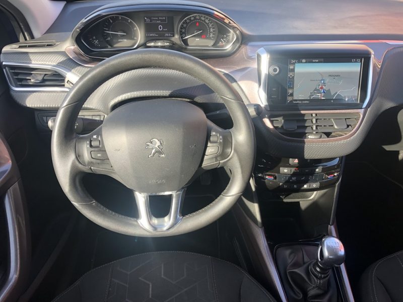 PEUGEOT 2008 2015