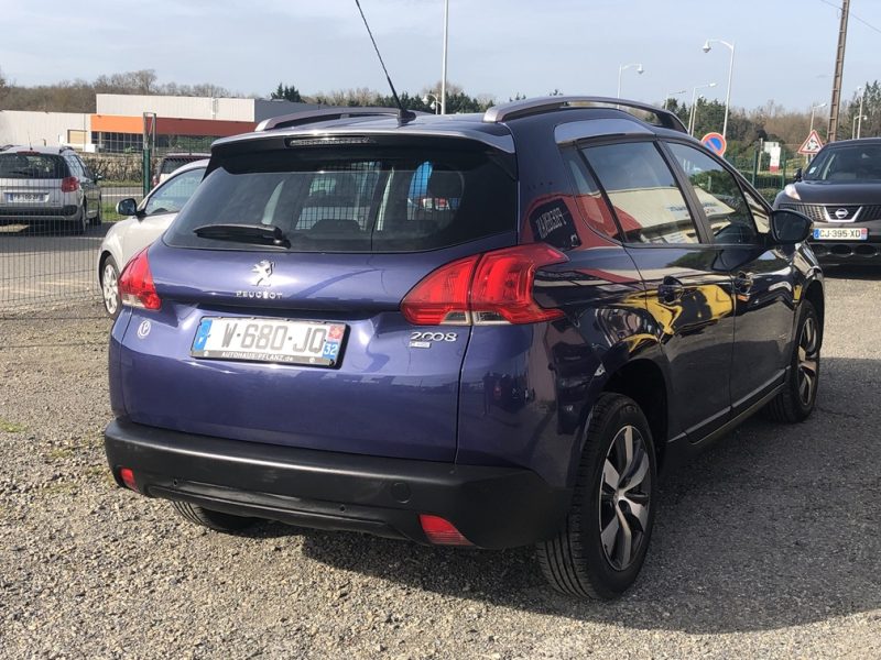 PEUGEOT 2008 2015