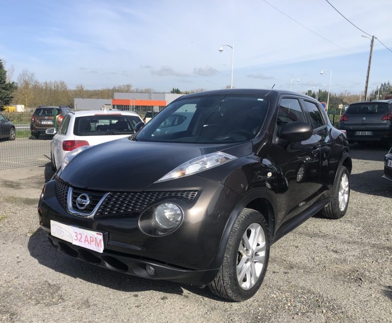 NISSAN JUKE 2012