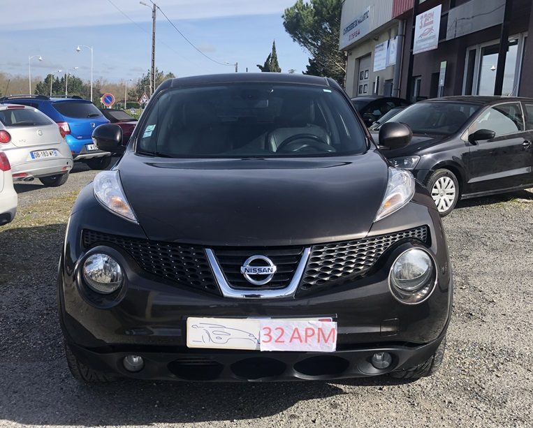 NISSAN JUKE 2012