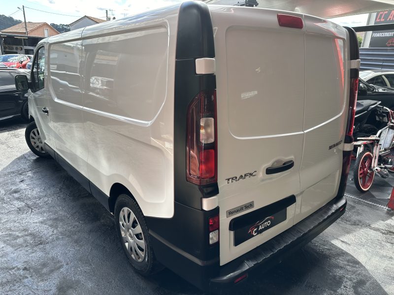 RENAULT TRAFIC III Fourgon 2019