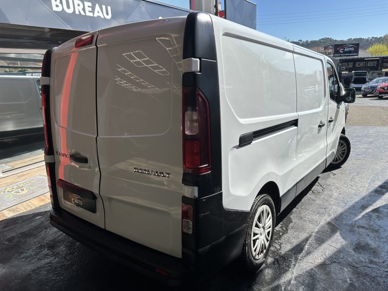 RENAULT TRAFIC III Fourgon 2018