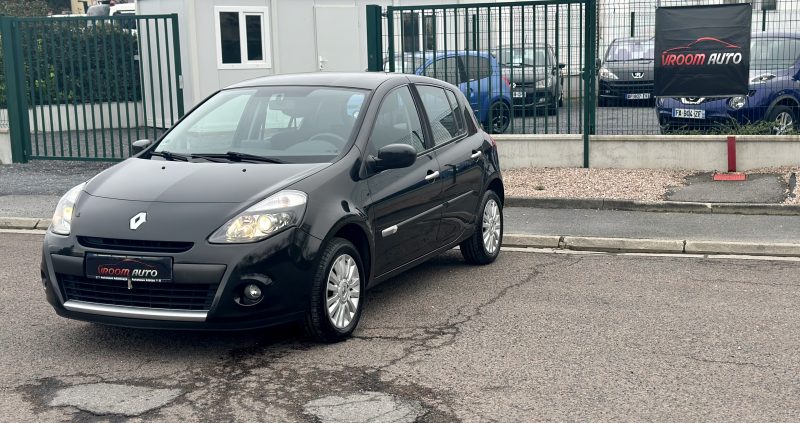 RENAULT CLIO 2010