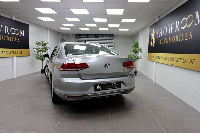 VOLKSWAGEN PASSAT 2017