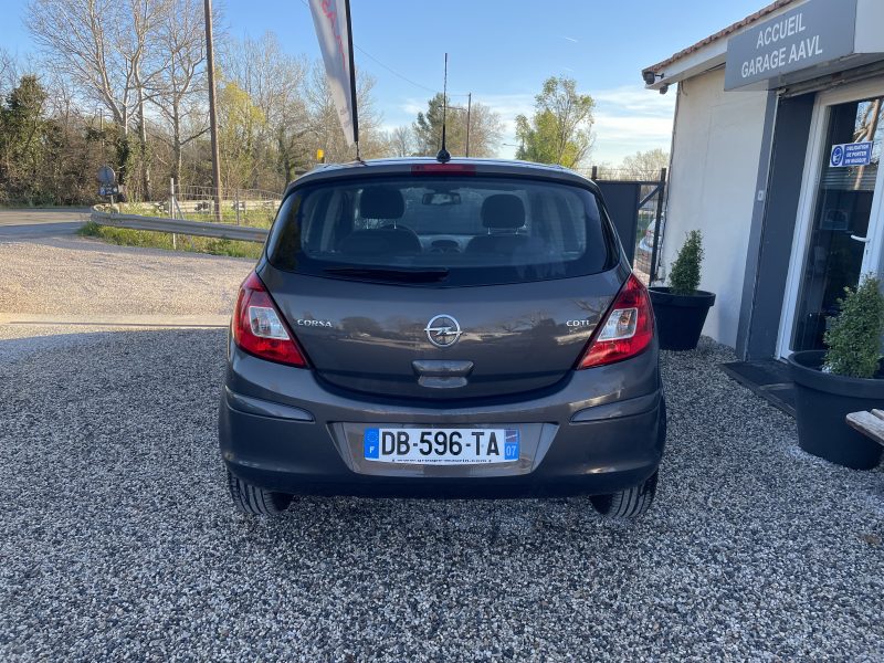 OPEL CORSA  2013