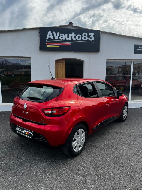 RENAULT CLIO 4 0.9 tce 90cv Premiere main  2013