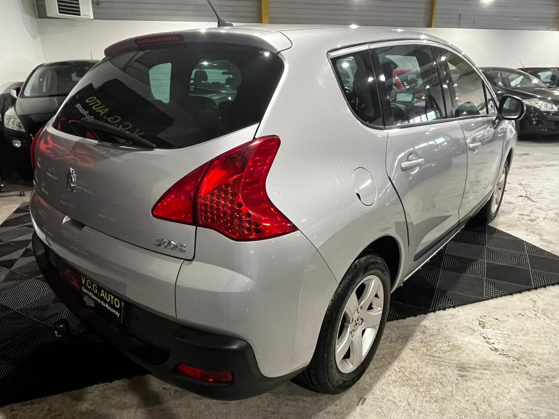 PEUGEOT 3008 Monospace 2010