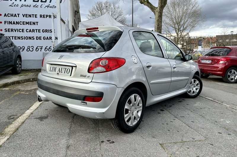 PEUGEOT 206+ 2010