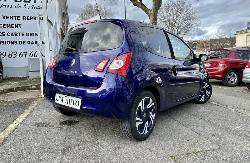 RENAULT TWINGO II 2013