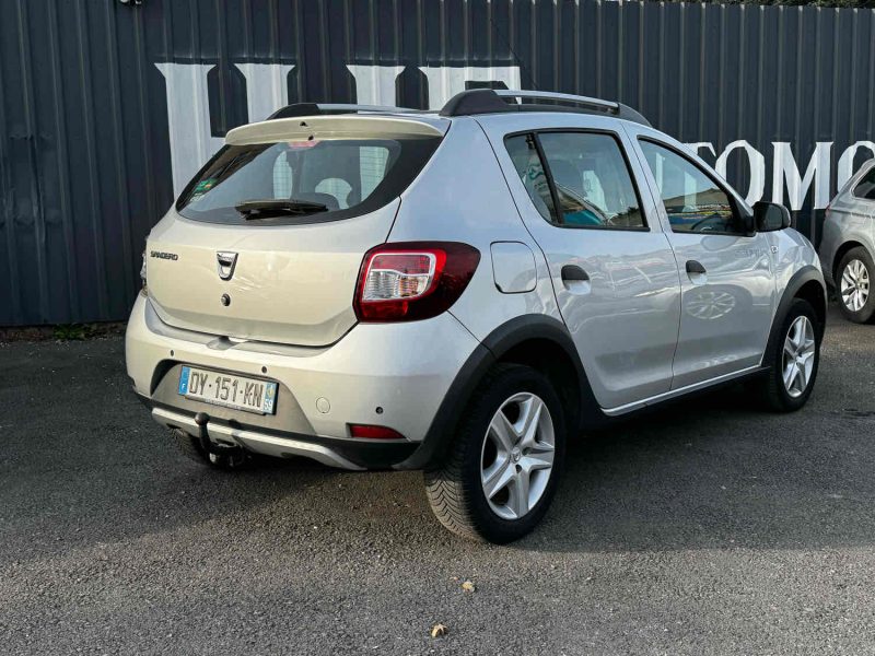 DACIA SANDERO II 2015