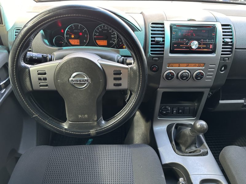 NISSAN PATHFINDER III 2005