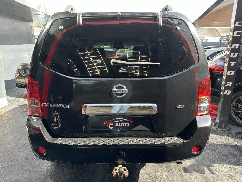 NISSAN PATHFINDER III 2005