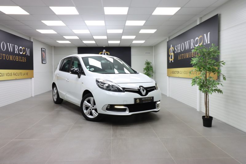 RENAULT SCÉNIC III 2015