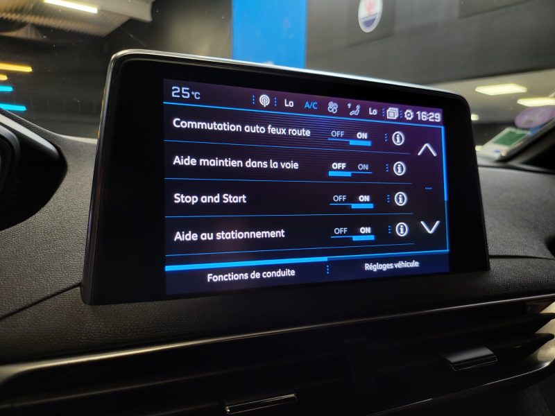 PEUGEOT 5008 1.2 PURETECH 130CV BVM6 GT / SUIVI COMPLET / CARPLAY / KEYLESS / LUMIERE D\'AMBIENCE