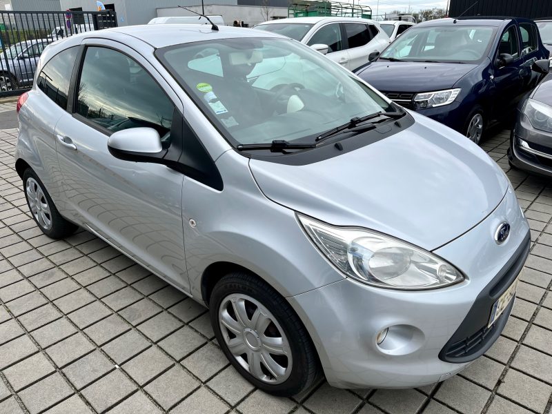 FORD KA II 1.2 i S&S 70CH TITANIUM