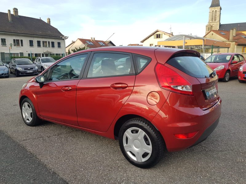 FORD FIESTA VI (I) 1.25i 82CV TREND