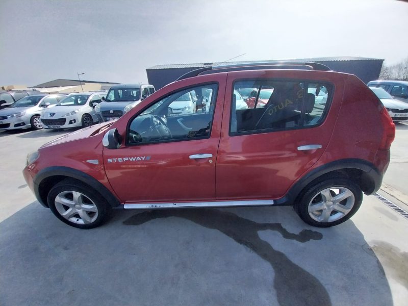 DACIA SANDERO 1.5 DCi 90 Stepway 2