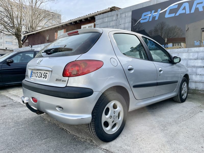 PEUGEOT 206 2005