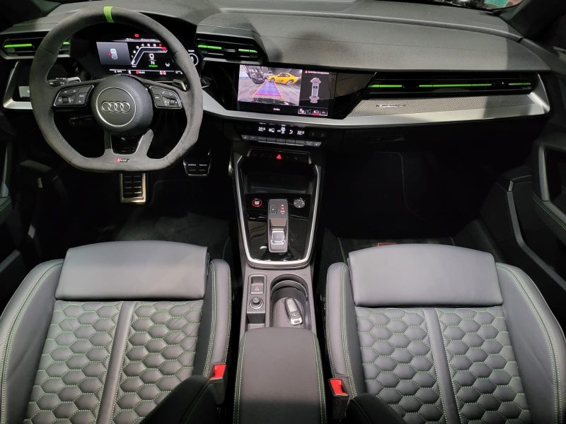 AUDI RS3 SPORTBACK 2.5 TFSI 400cv Pack Performance Quattro S-Tronic / CARPLAY/SIEGES CHAUFFANT/CHARG