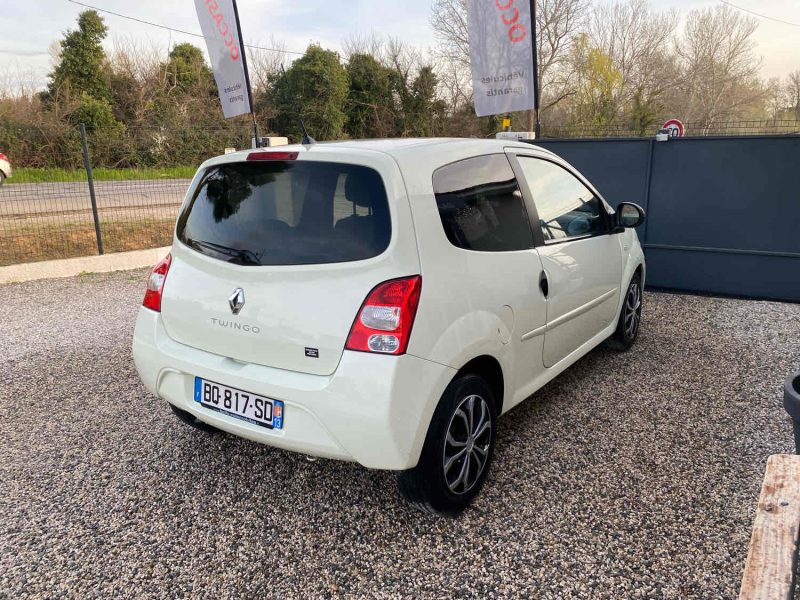 RENAULT TWINGO 2011