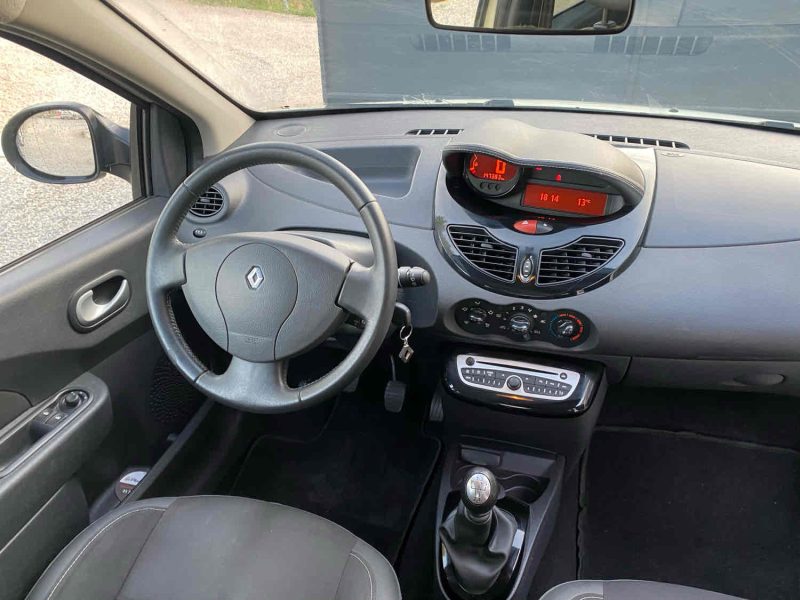 RENAULT TWINGO 2011