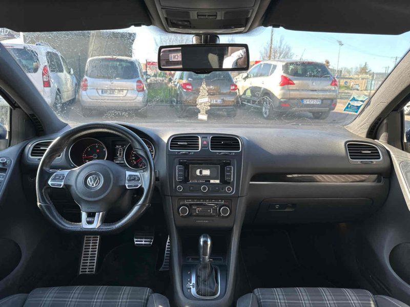 VOLKSWAGEN GOLF VI 2012