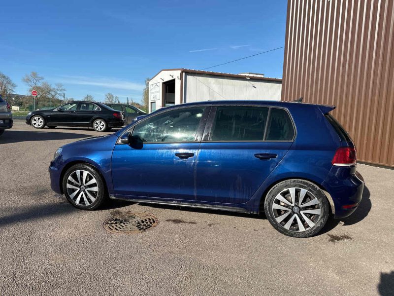 VOLKSWAGEN GOLF VI 2012