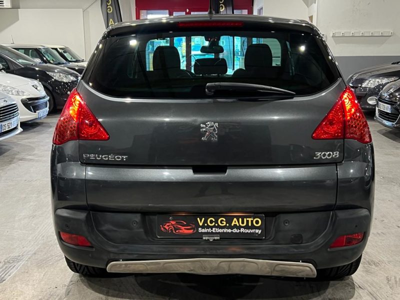 PEUGEOT 3008 Monospace 2012