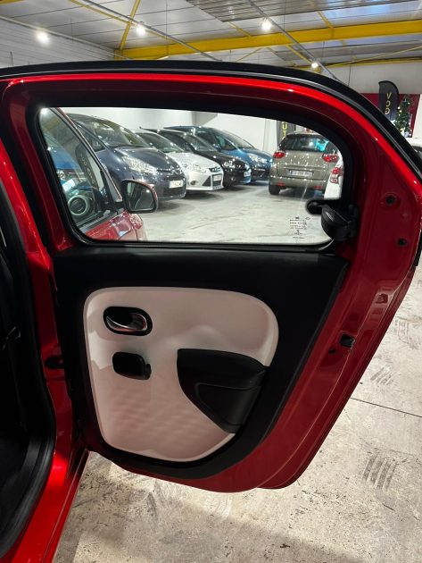 RENAULT TWINGO III 1.0 SCe 75 