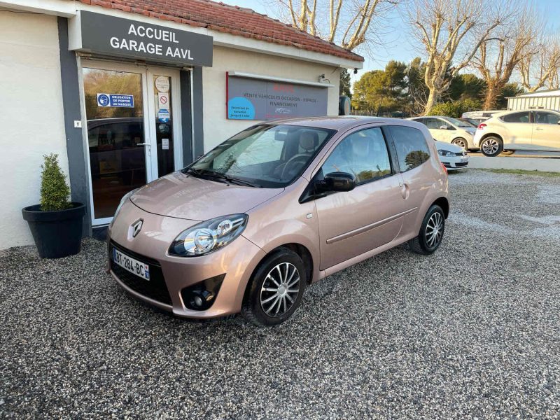 RENAULT TWINGO II 2011