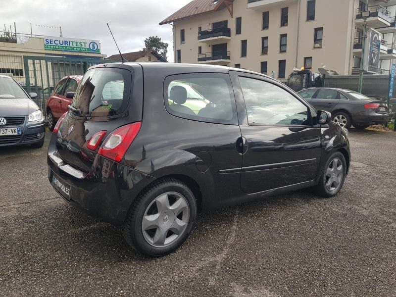 RENAULT TWINGO II (2) 1.2i 75CV DYNAMIQUE