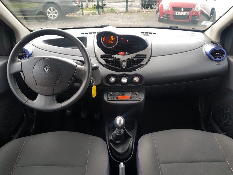 RENAULT TWINGO II (2) 1.2i 75CV DYNAMIQUE