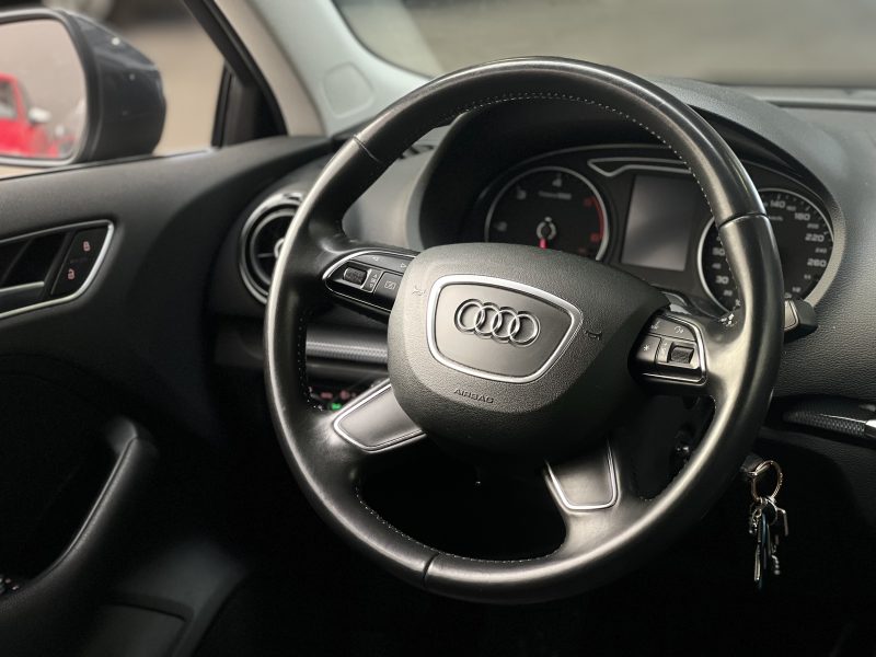 AUDI A3 1.6 TDI 110CH AMBIENTE