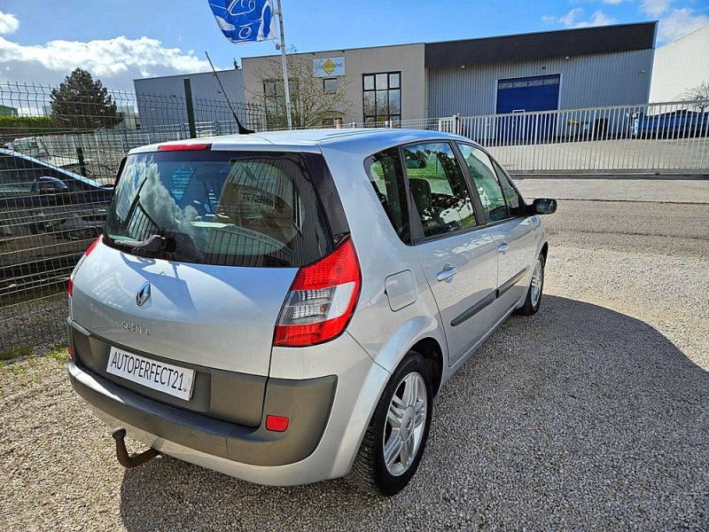 RENAULT SCÉNIC II 2005