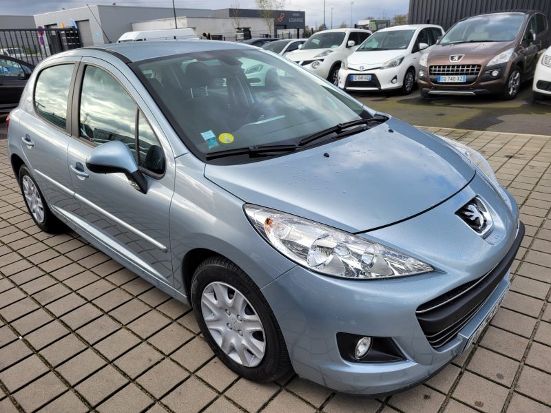 PEUGEOT 207 1.4  88CV ESSENCE DE 2009 EN BOITE AUTOMATIQUE