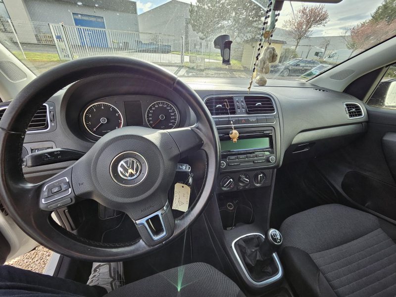 VOLKSWAGEN POLO V 2010