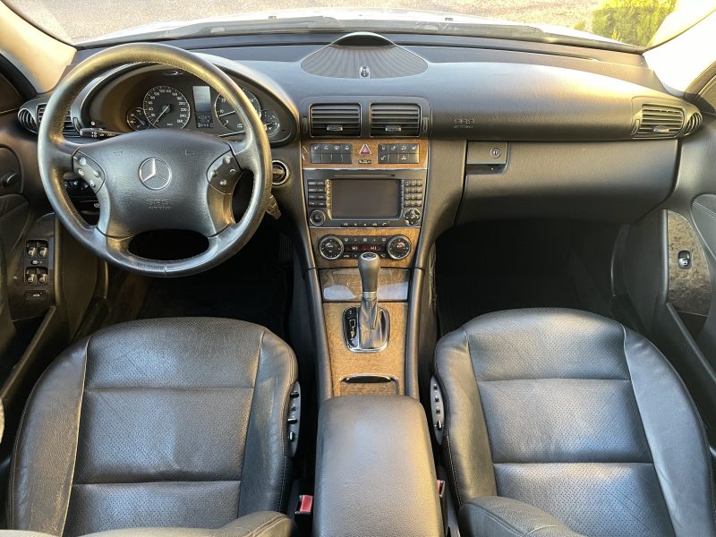 MERCEDES BENZ  C320 AUTOMATIQUE ESSENCE 2005