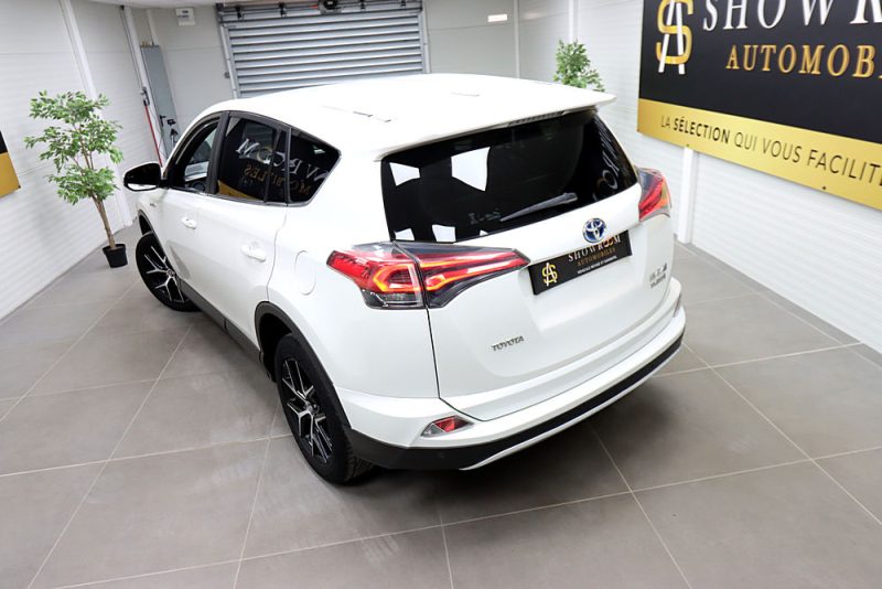 TOYOTA RAV 4 IV 2017