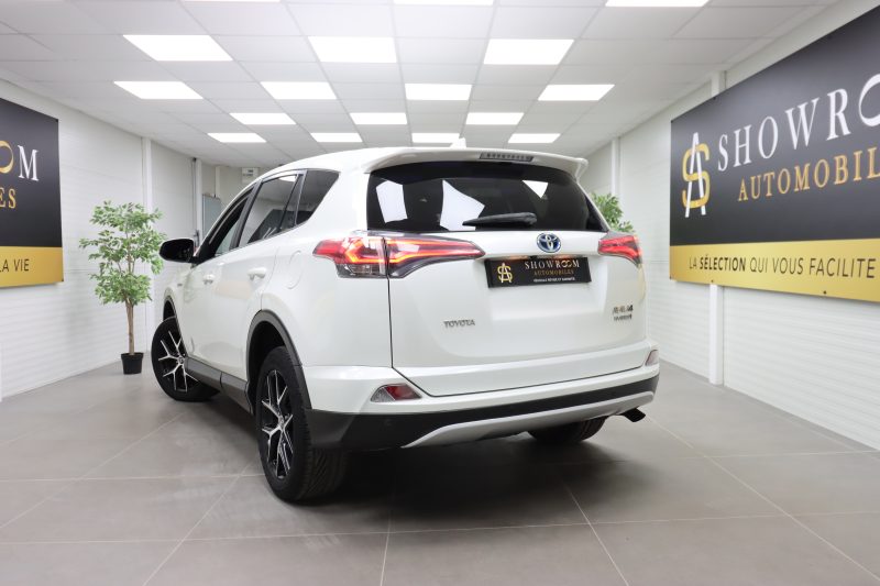 TOYOTA RAV 4 IV 2017