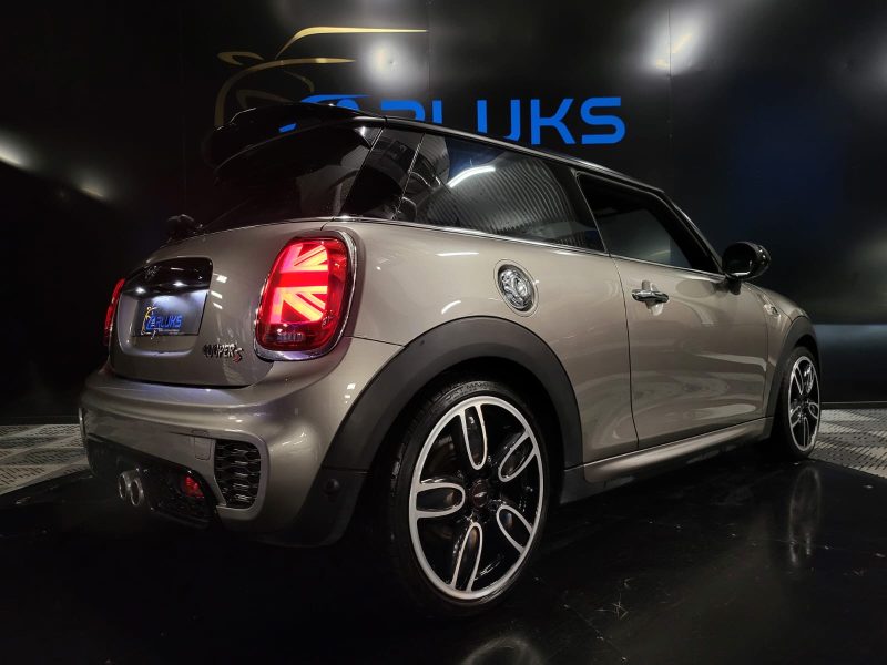 MINI COOPER S 2.0 i 192cv PACK JCW / CARPLAY+PARK ASSIST+CAMÉRA DE RECUL+ENTRETIEN COMPLET MINI+ KEY