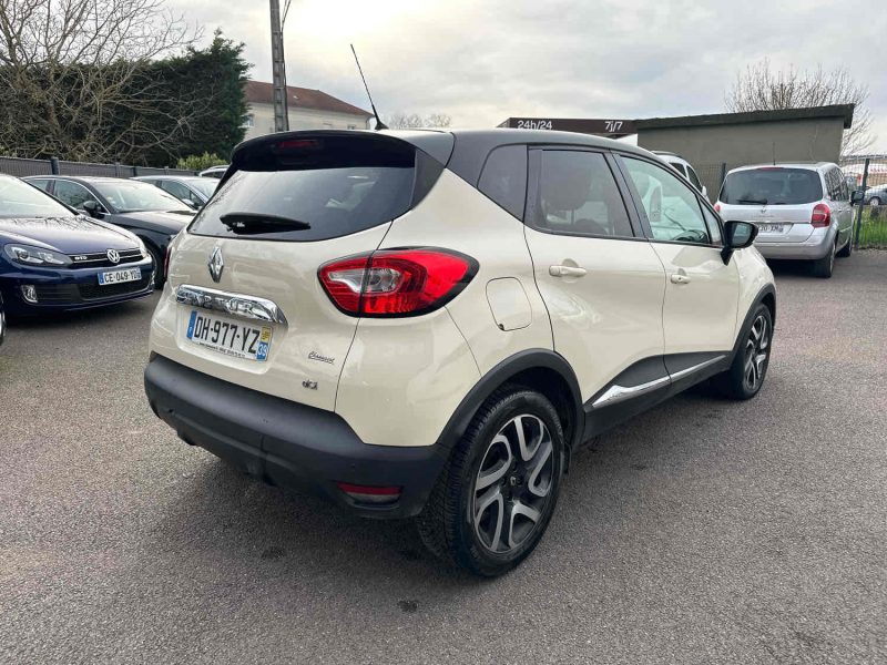 RENAULT CAPTUR  2014