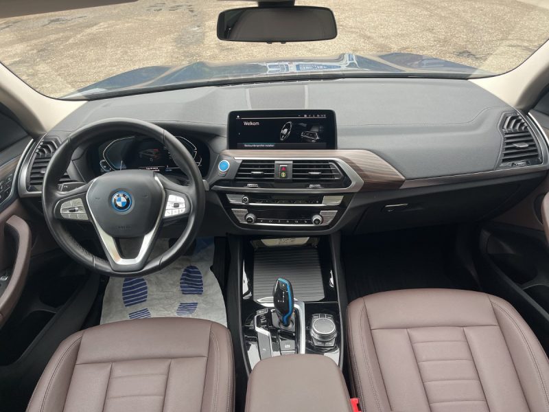 BMW iX3 electric drive 210 kW Inspiring 2021