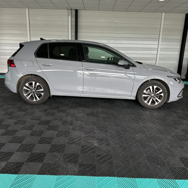 VOLKSWAGEN GOLF VIII 1.5 TSI 150 cv Active Garantie 12 mois