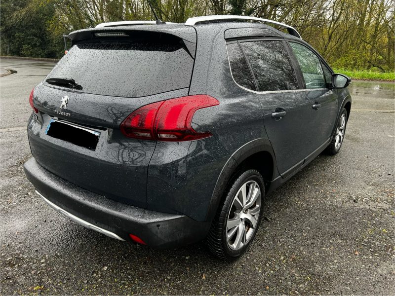 PEUGEOT 2008 2019