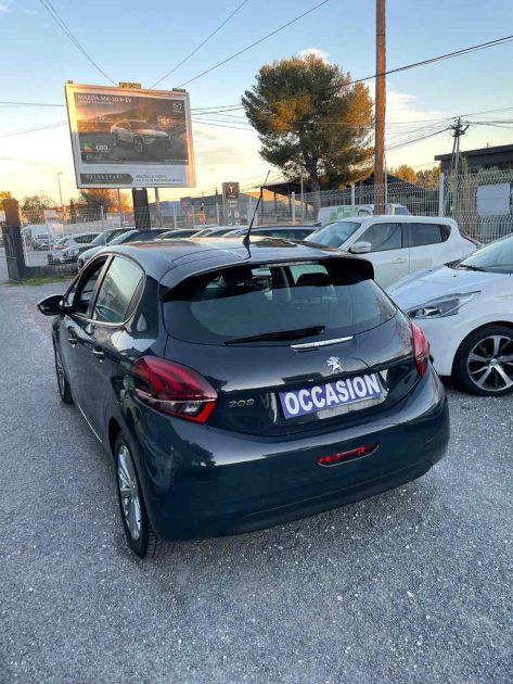 PEUGEOT 208 1.6 HDI 75CV 